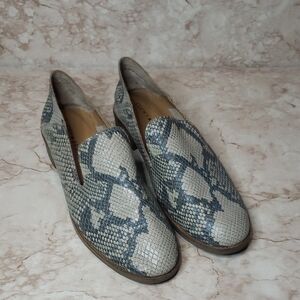 Lucky Brand Snakeskin Patterned Loafers Women's Shoes Size 8